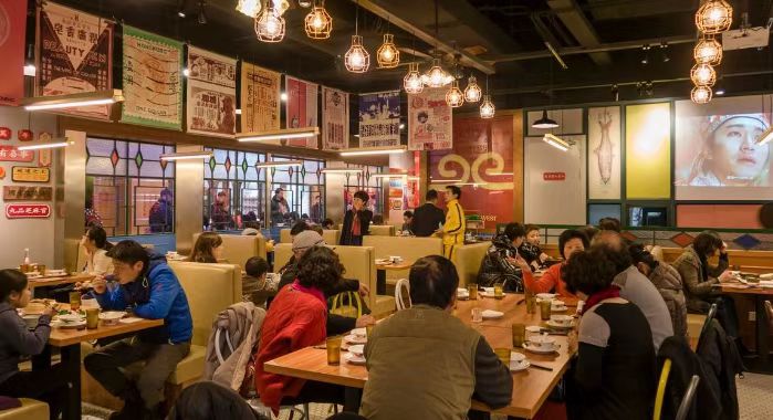 创业新手怎么开好餐饮加盟店？餐饮加盟小技巧看这里